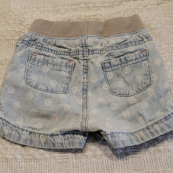 Light wash denim jeans - Picture 2 of 4